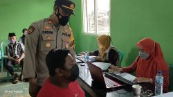 Kejar Target Vaksin, Kapolsek Nagrak Polres Sukabumi Turun ke Desa